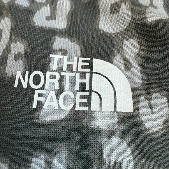 The North Face Girls Grey Leopard Print Camp Fleece Hoodie - Picture 6 of 11